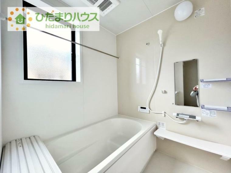 浴室 清潔感のある浴室はゆったり浸かれて日頃の忙しさから解放してくれます（^^