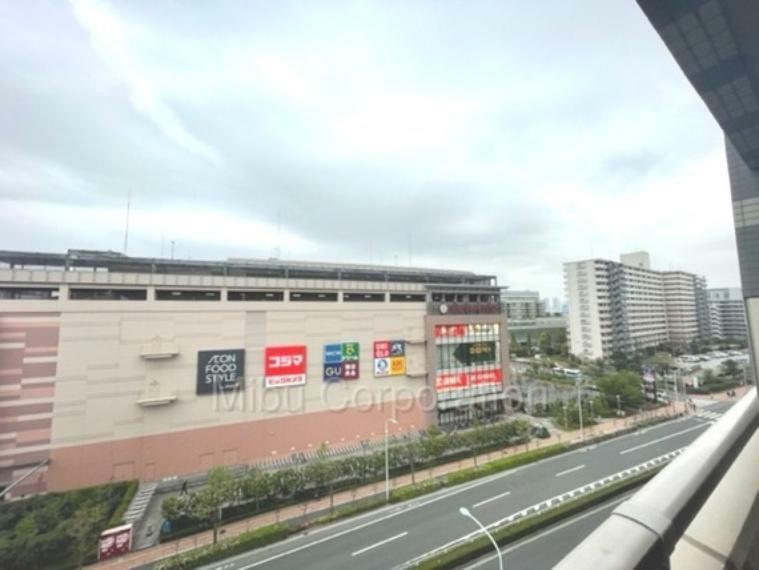 眺望 目前は複合商業施設のSUNAMO,圧迫感もなく開放的な眺望です。