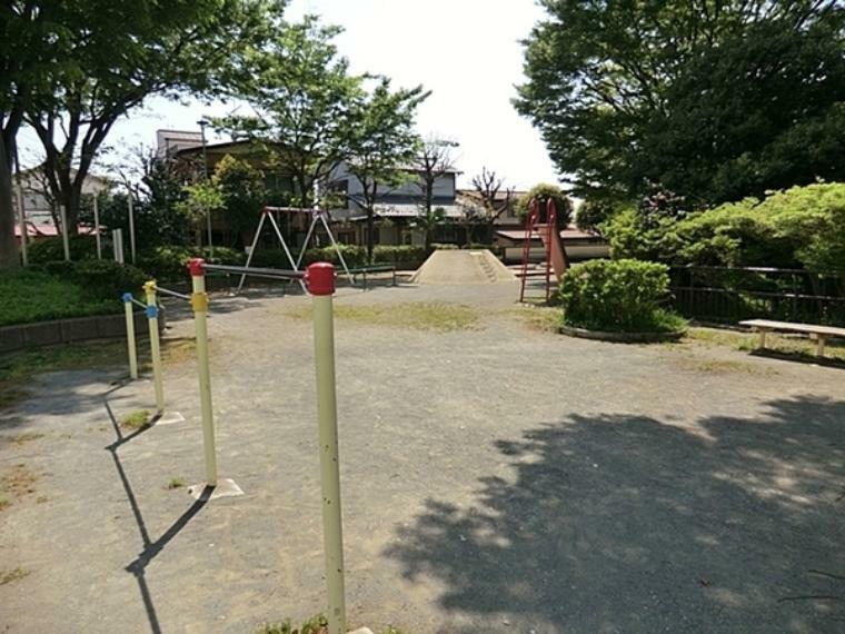 公園 大郷山第二公園 写真家が集まる…富士山の絶景スポット。 遊具は鉄棒しかありませんが天気の良い日は富士山が綺麗