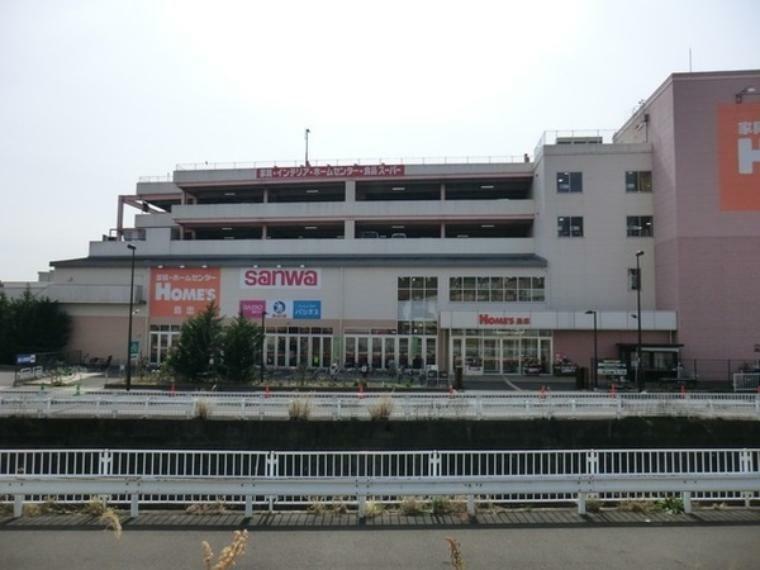 スーパー スーパー三和町田三輪店 島忠ホームズと同じ建物にあるスーパー。フロアが広いですが、ワンフロアなので移動が便利。野菜や魚が豊富にあります
