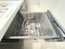 キッチン 機能性に優れ食器洗乾燥機付のシステムキッチンで忙しいママをサポートします。
