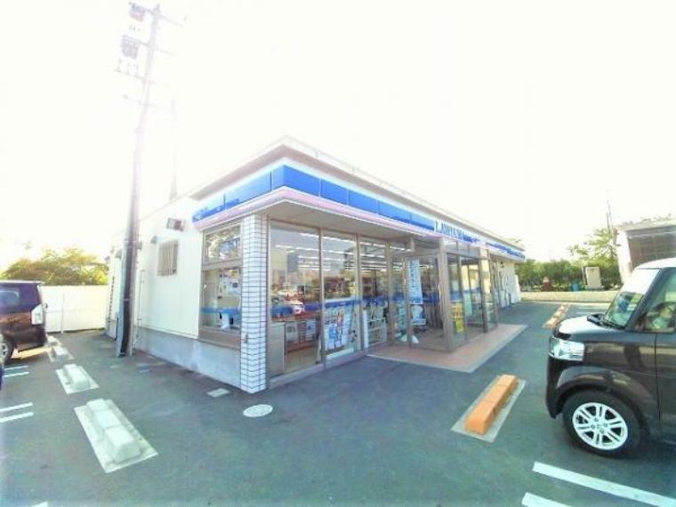 コンビニ ローソン山元町山寺店　