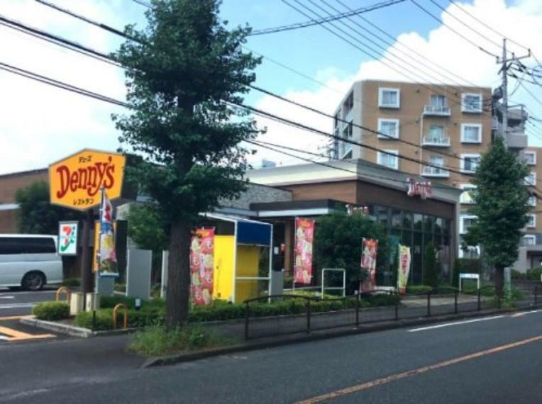 【ファミリーレストラン】デニーズ鶴ヶ島店まで303m