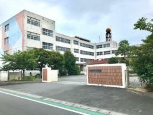 小学校 【小学校】清水高部東小学校まで857m