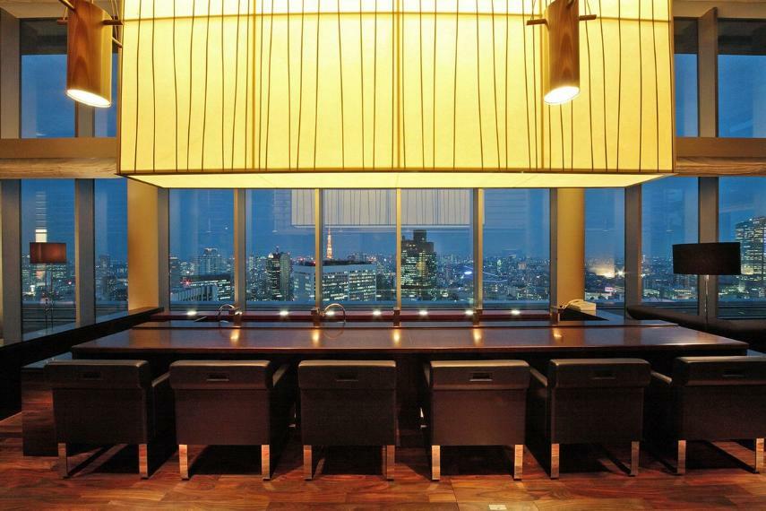 ラウンジ 東京タワーなど都心の景色を一望できる、トップラウンジ＆スカイテラス