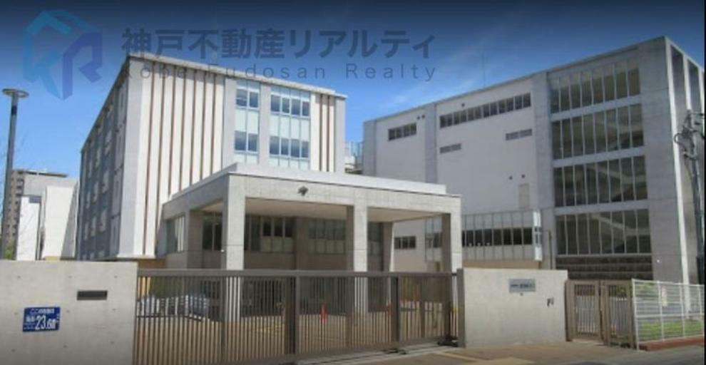 中学校 神戸市立湊翔楠中学校 徒歩16分。