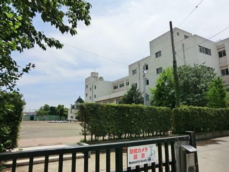 中学校 【中学校】大和市立引地台中学校まで480m