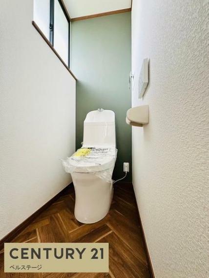 トイレ 窓付きで換気しやすく清潔を保てる