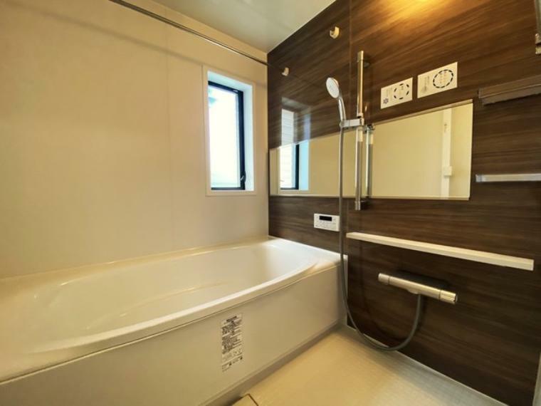 浴室 ユニットバスも新規交換。キレイなお風呂で疲れをリフレッシュ。