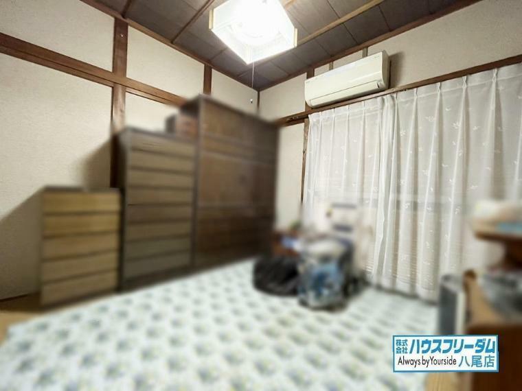 和室 和室 居間にも寝室にもなる和室は汎用性がとても高いです