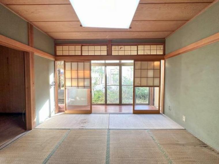 採光・通風に優れた日本家屋ならではの和の空間