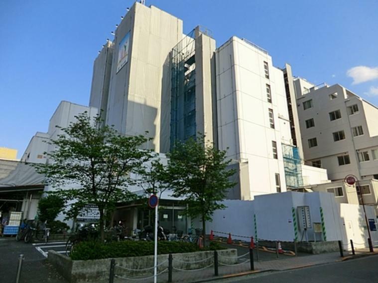 板橋区医師会病院（約1,136m）