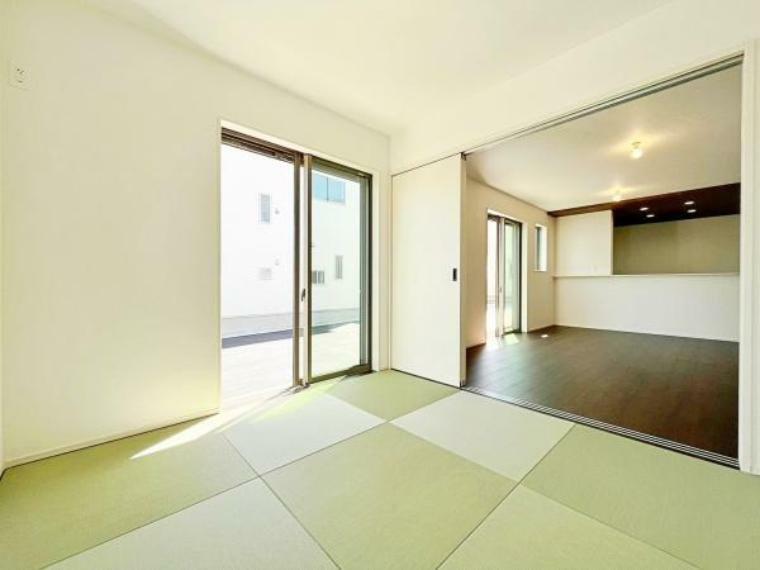 和室 ～・～Japanese Room～・～ 明るく収納力のある和室です。