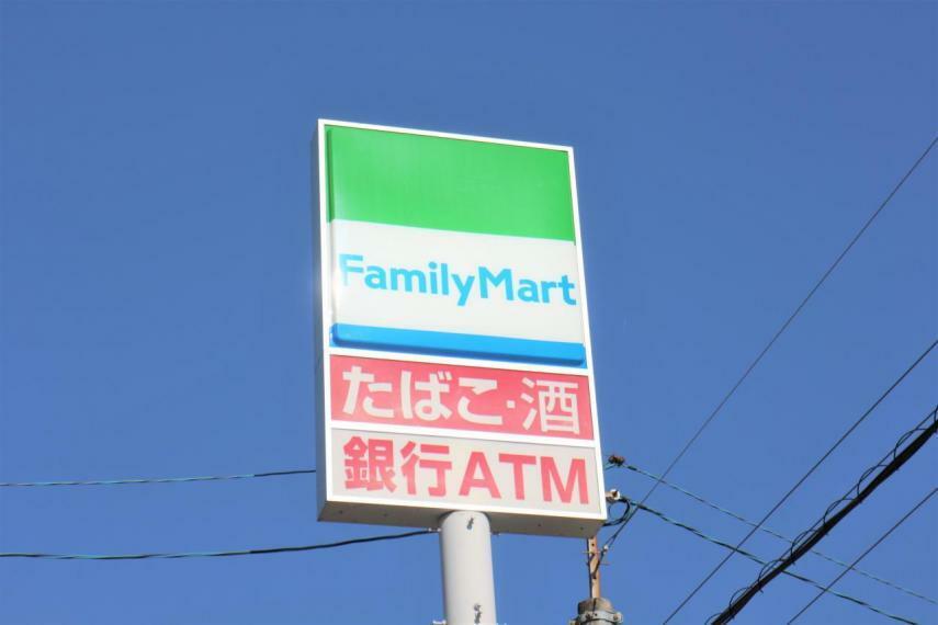 コンビニ ファミリーマート 稲沢稲島東店まで約760m（徒歩10分）