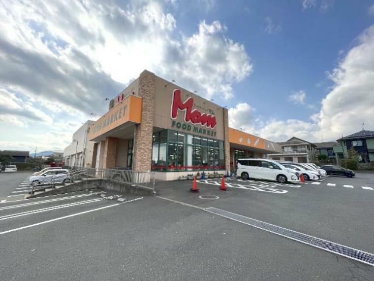 スーパー フードマーケットマム 堀川店まで約860m（徒歩11分）