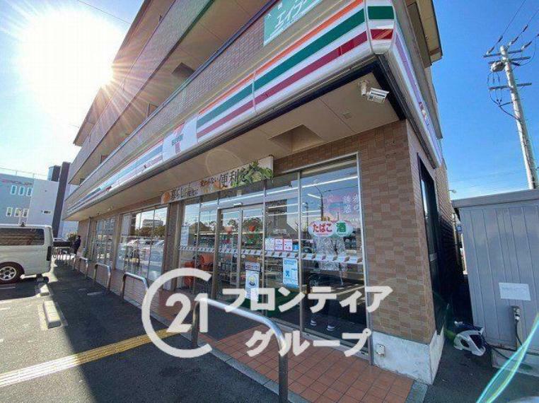 コンビニ セブンイレブン姫路飾磨中野田店 徒歩6分。