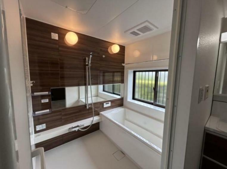 浴室 【リフォーム後　浴室】浴室は新品のユニットバスに交換しました。
