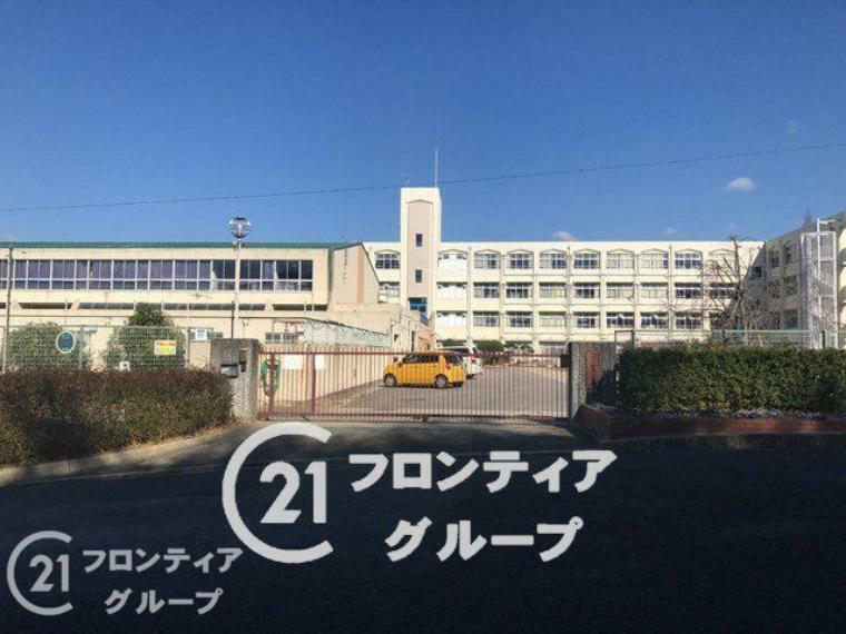小学校 神戸市立つつじが丘小学校 徒歩8分。
