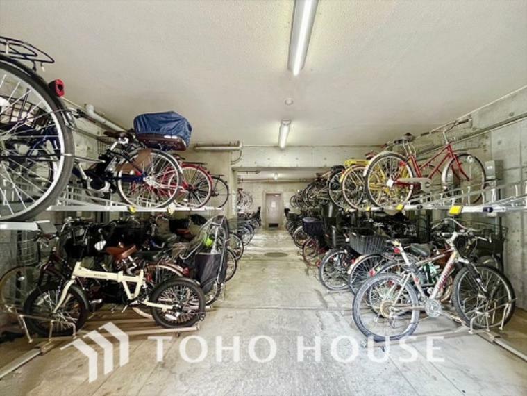 駐輪場 駐輪場大切な自転車を置いておけるスペースがあります。