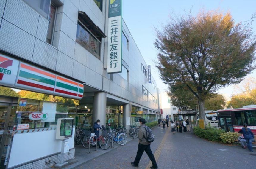 銀行・ATM 三井住友銀行昭島支店