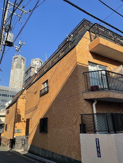 ライオンズマンション西新宿第5 2階
