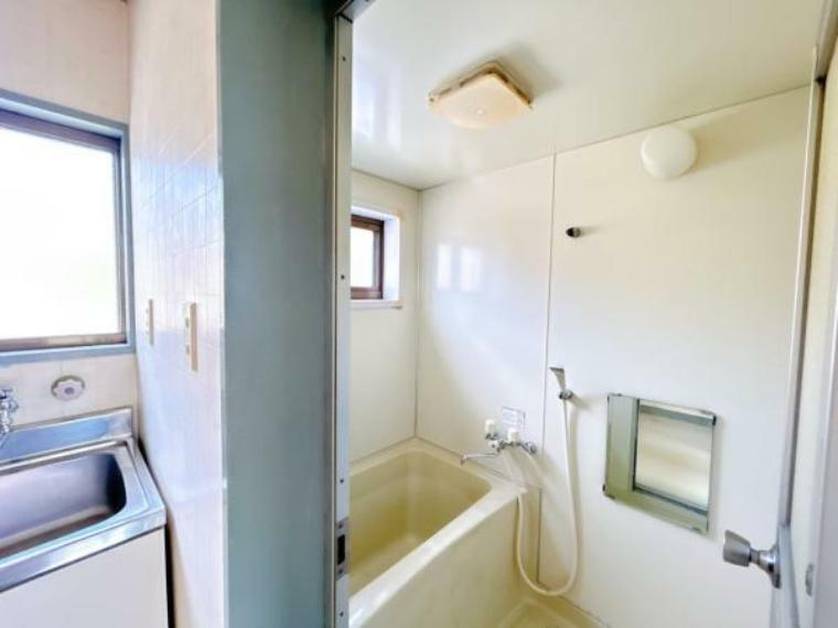 浴室 【現況】浴室の写真です。 0.75坪タイプになります。