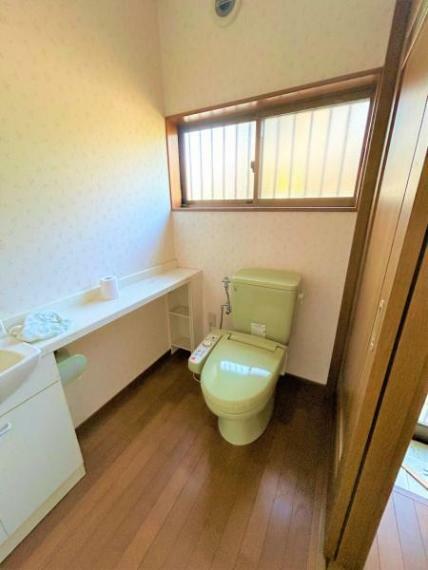 トイレ 【5月31日まで期間限定現況販売】1階トイレの写真です。