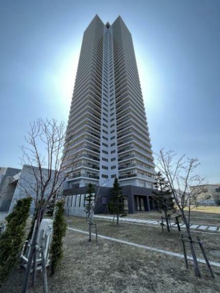外観写真 札幌を一望できる超高層40階建タワー