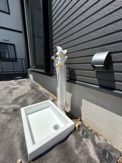 ガーデニングや洗い物に便利な水栓柱