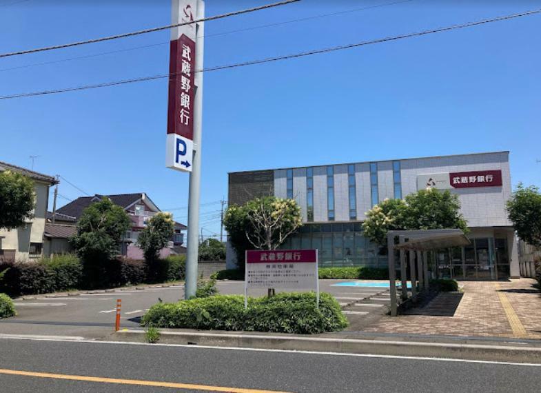 銀行・ATM 【銀行】武蔵野銀行　鴻巣支店まで1817m