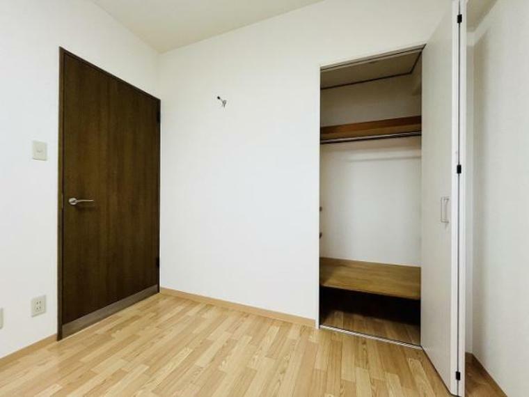 収納 寝室収納・クローゼット。収納力もあり、お部屋を広く使うことができます。