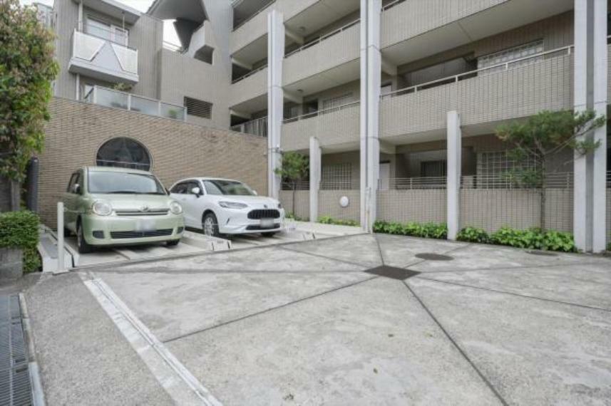 駐車場 駐車場（月額20000～24000円）