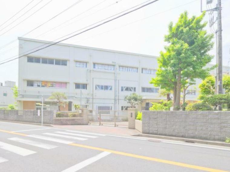 横浜市立豊田小学校　約630m　学校までには横断歩道もあるので安心