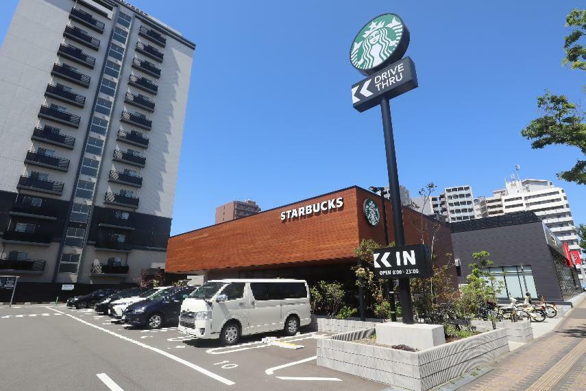 スターバックスコーヒー博多千代県庁口店まで徒歩2分（110m）
