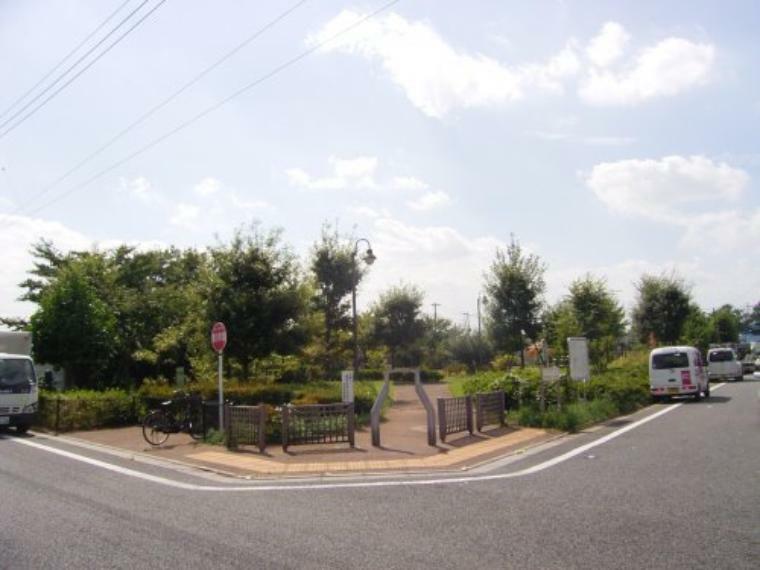 【公園】久保新田さくら公園まで1055m