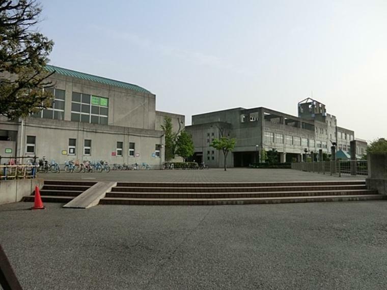 小学校 川口市立木曽呂小学校