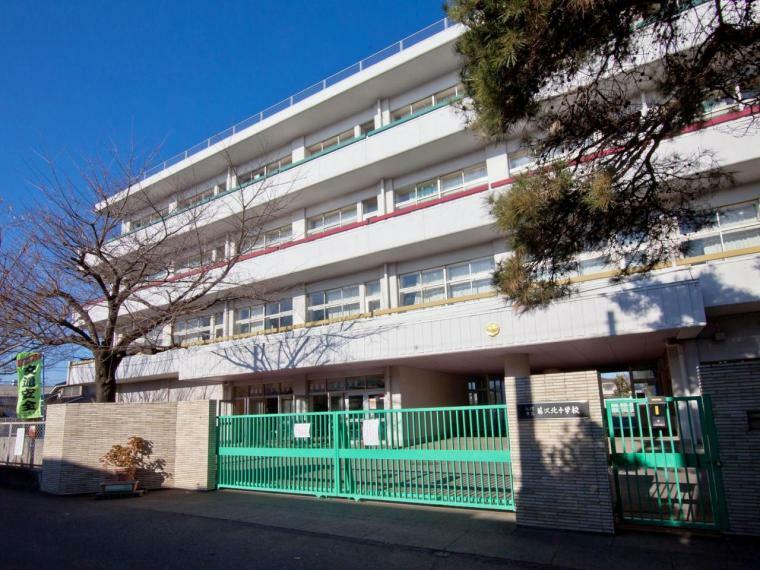 藤沢北小学校（1349m）