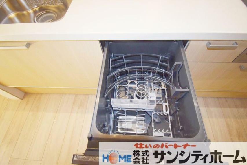 キッチン 食器洗乾燥機を完備！家事の負担を減らして家時間をゆったりと過ごせます。