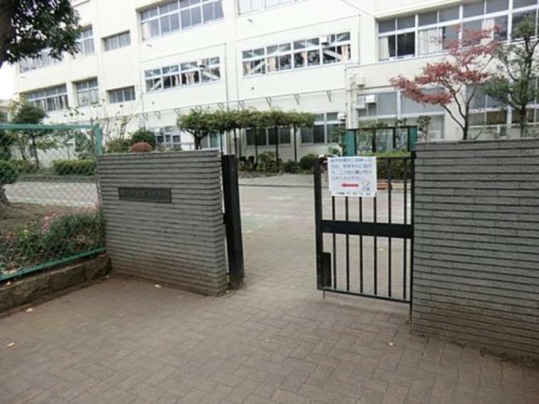 小学校 【小学校】横浜市立瀬谷小学校まで245m