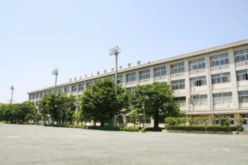 中学校 豊田市立猿投台中学校 現地から1943m