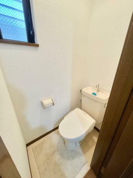 トイレ トイレは2階にもございます。