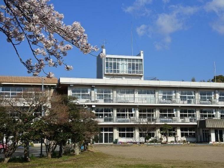 小学校 栄町立安食小学校