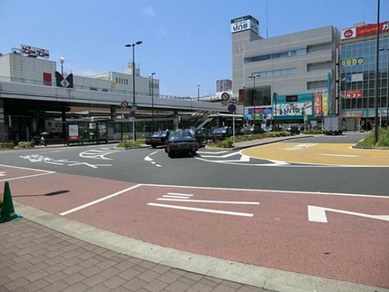 JR中山駅までバス便5分「境」停徒歩5分（約1950m）