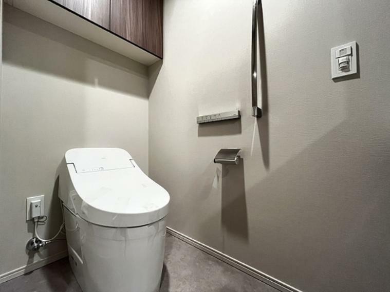 トイレ 快適な温水清浄便座付。いつも使うトイレだからこそ、こだわりたいポイントですね。