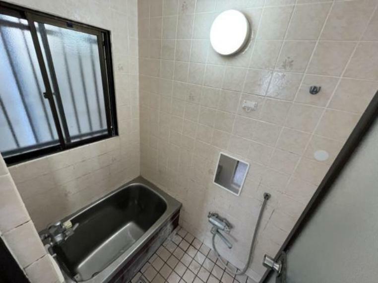 浴室 浴室には窓がある為換気もしやすいです！