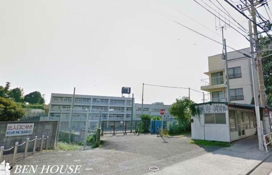 小学校 横浜市立山元小学校 徒歩8分。教育施設が近くに整った、子育て世帯も安心の住環境です。