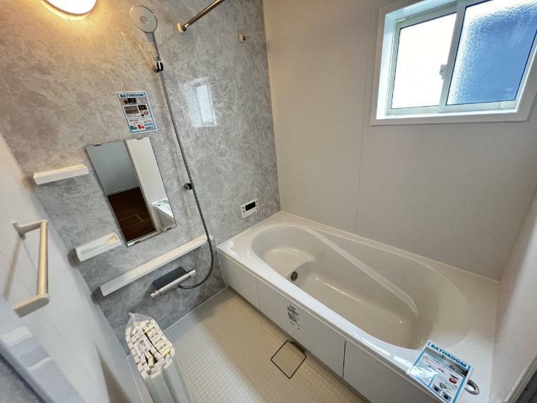 浴室 オートバスシステム・浴室暖房換気乾燥機を搭載した1坪タイプのバスルーム