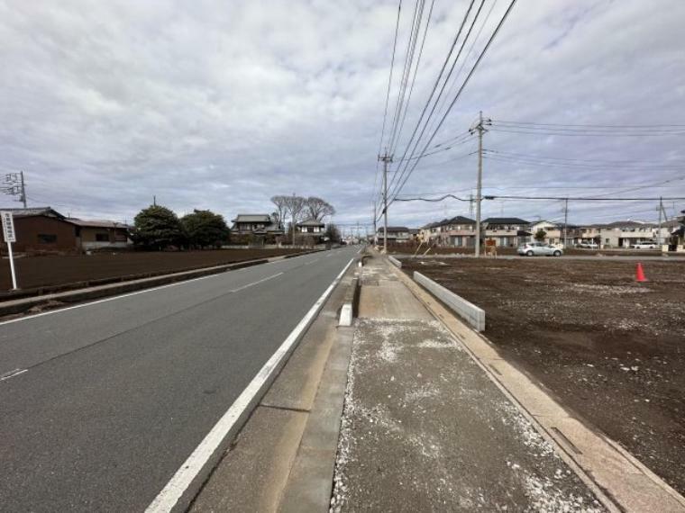 前面道路含む現地写真