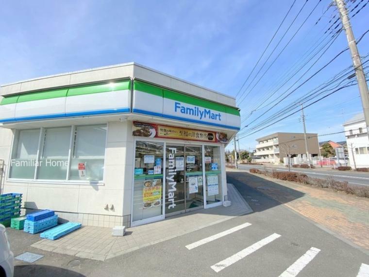 コンビニ ファミリーマート あきる野睦橋通り店