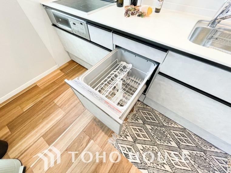 発電・温水設備 食洗機は家事の時間を短くできることがメリット。ビルトインタイプはキッチンをすっきりとみせてくれます。
